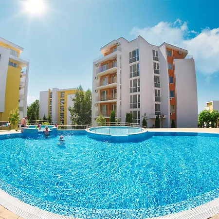 Apartman Imperial Club *