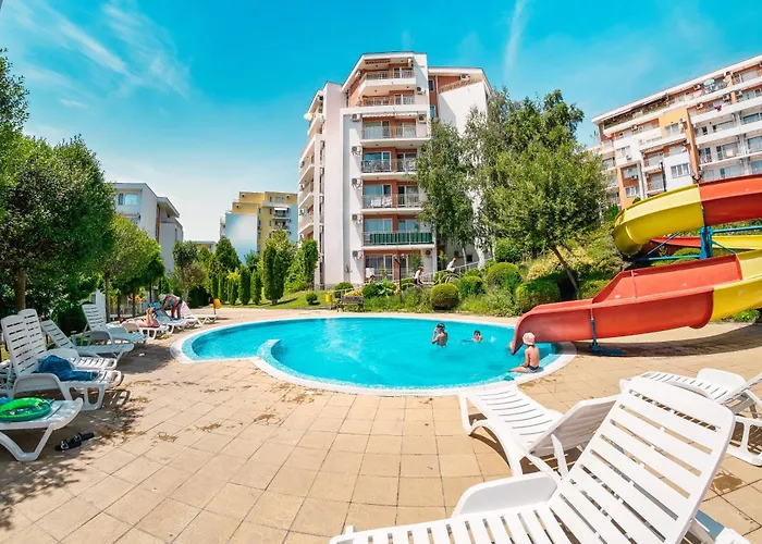 Imperial Fort Club *